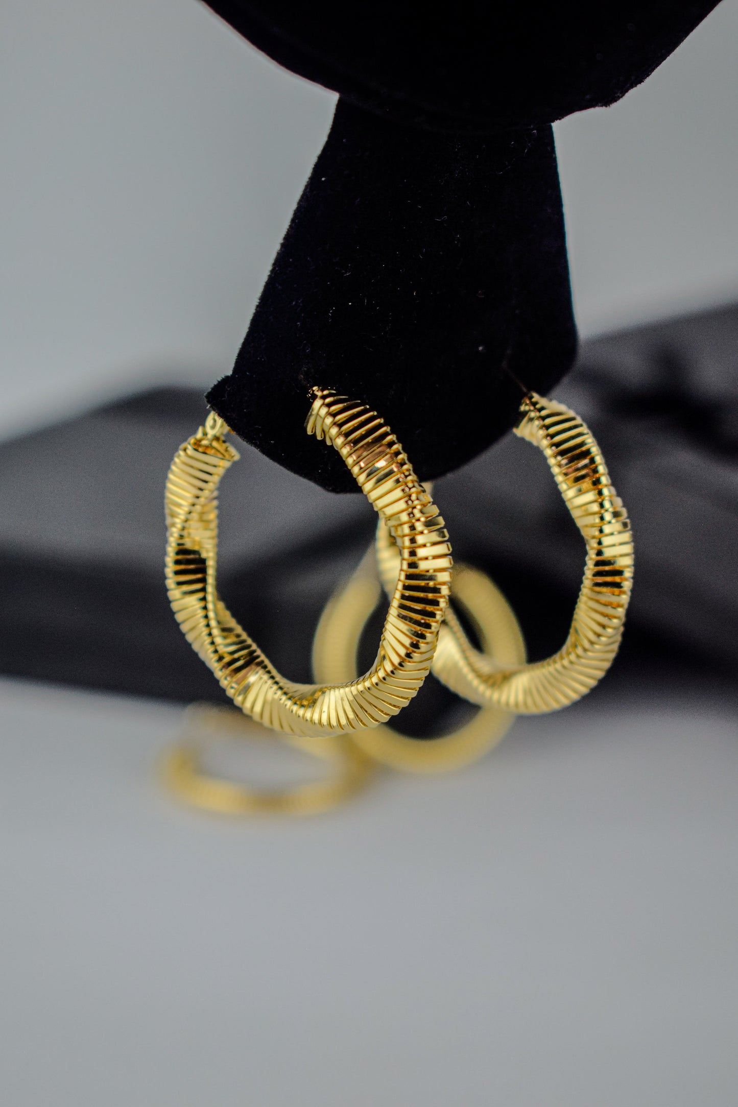 Timeless Elegance – 4 Signature Jewelry Sets