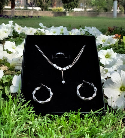 Premium Gold Jewelry Set – Comes in Gold & Silver